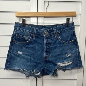 Levi’s 501 Original Fit High Rise Shorts Size 25 Medium Wash